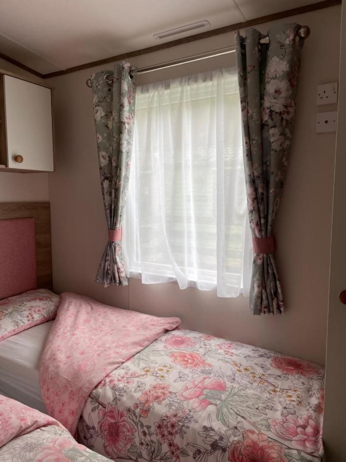 The Wimbledon 70 Hotel ดูนูน ภายนอก รูปภาพ